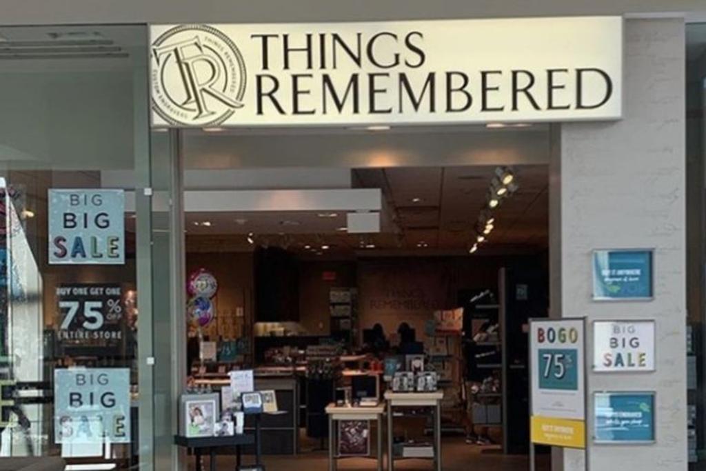 Things Remembered souvenir store