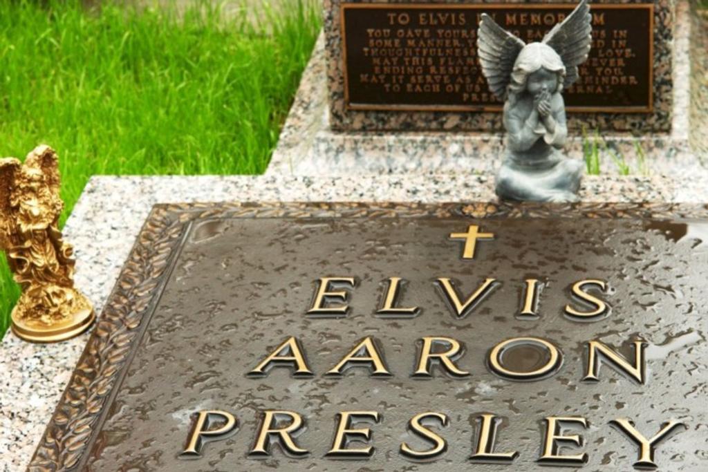 Elvis Presley Celeb Gravestones
