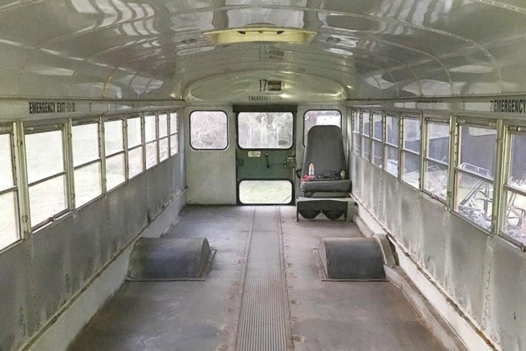 DIY Bus Dream Home 