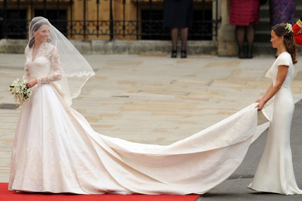 Catherine Middleton Wedding Dress