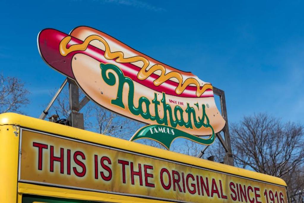 Nathan's famous, ranked, review