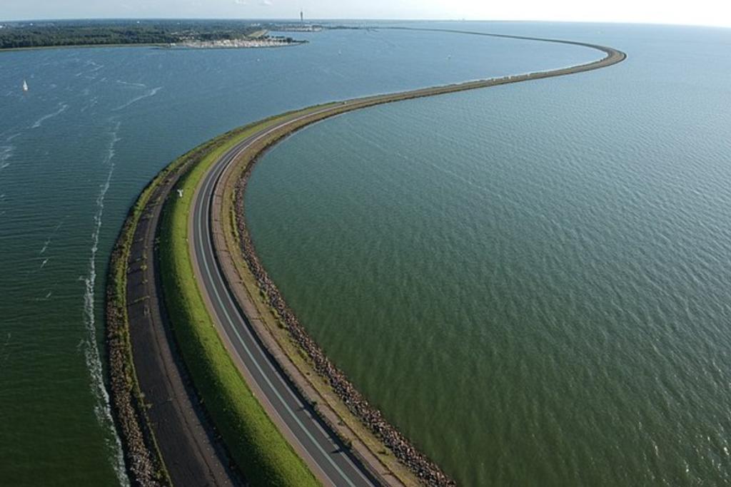 Houtribdijk Dam, unique infrastructure