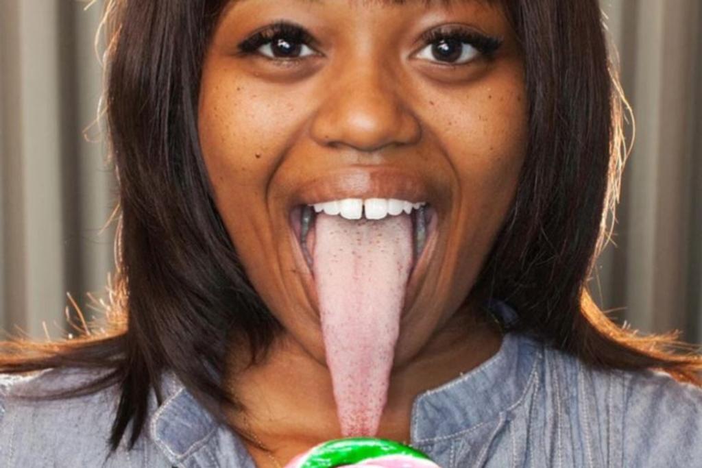 Guinness World Records tongue 