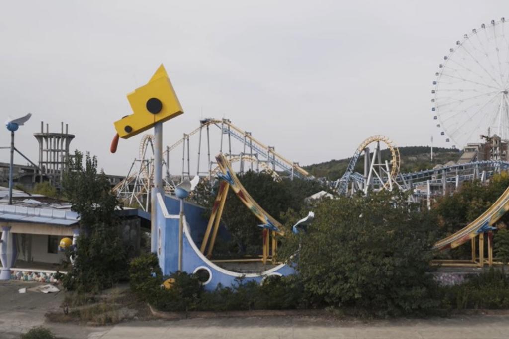 creepy amusement parks, abandoned