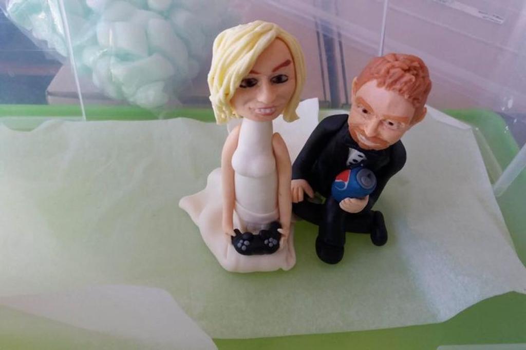 Viral Wedding Cake Fails