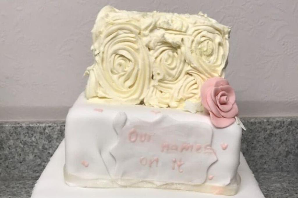 Funny Wedding Cake Disasters