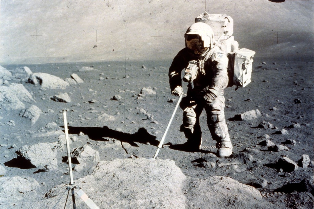 viral NASA moon landing