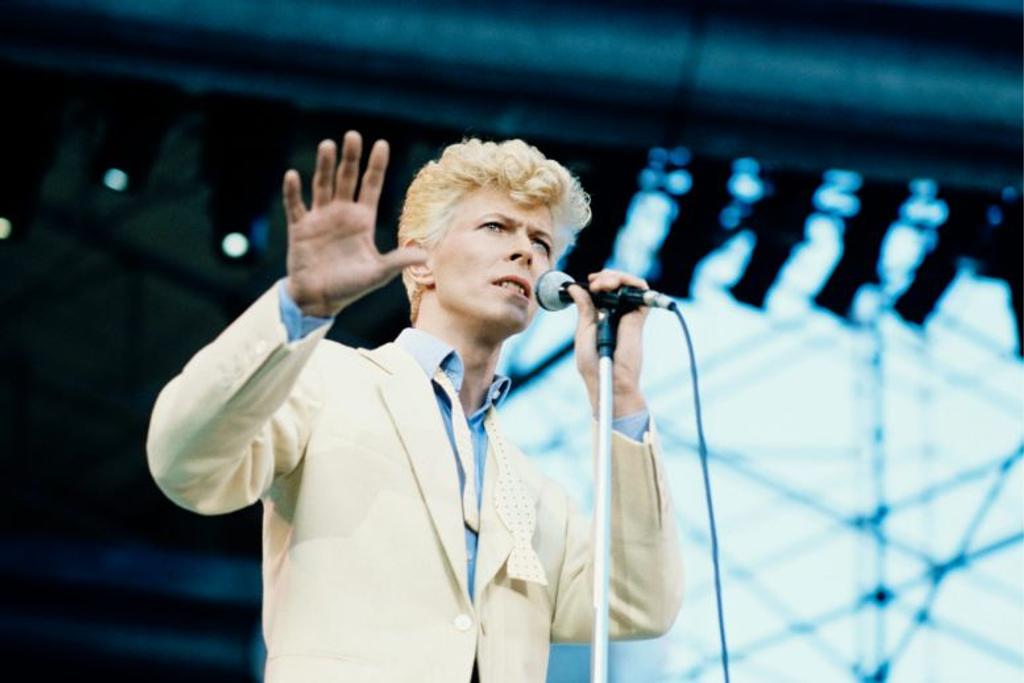 David Bowie telling lies