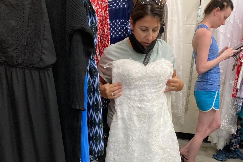 viral wedding dress tiktok