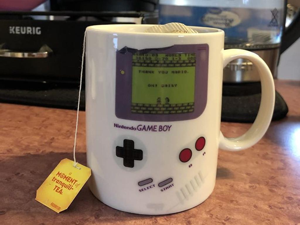 Paladone Gameboy Heat Changing Coffee Mug