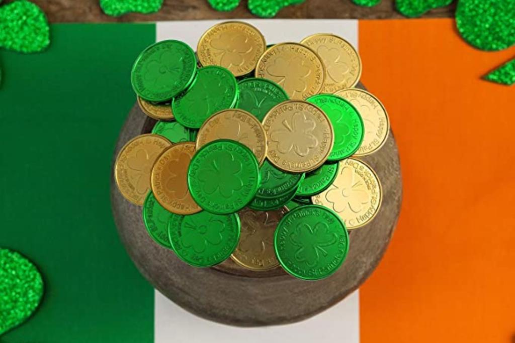  St. Patrick's Day Lucky Coins Shamrock Plastic Coins