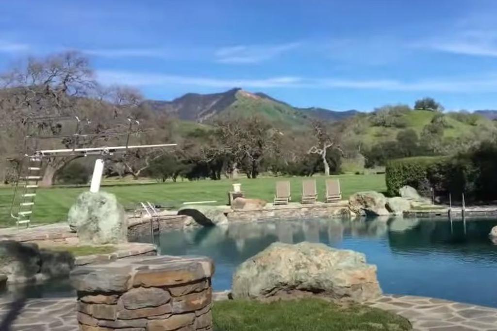 Neverland Ranch Swimming Pool