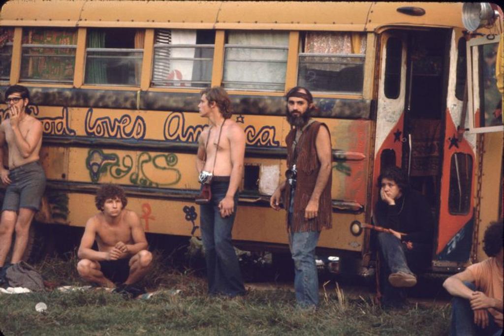 Woodstock Bus Hippies Peace