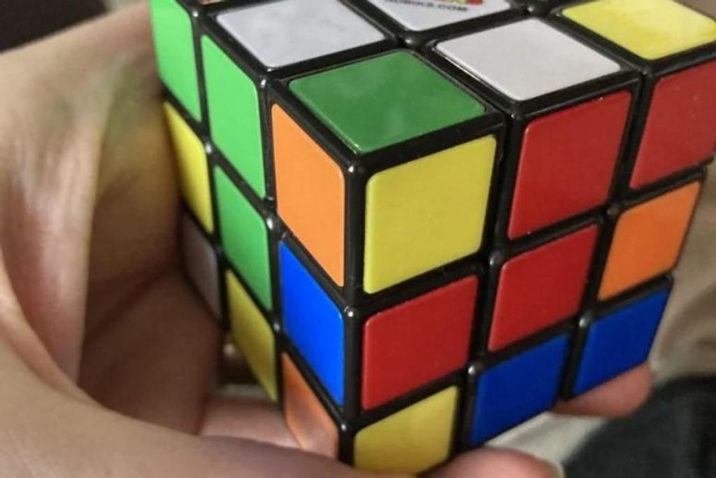 Rubik's Cube Puzzle 80s