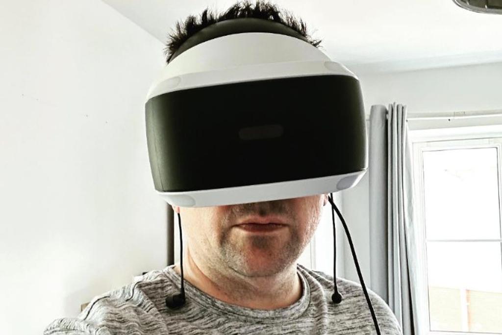 VR headset father gift