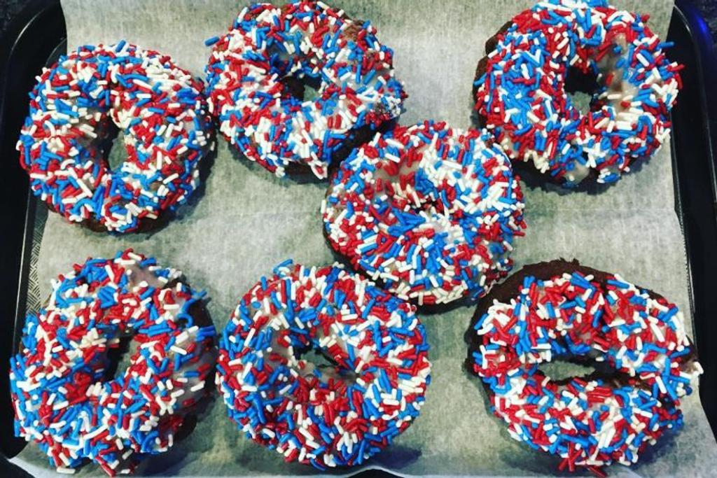 Independence theme USA donuts