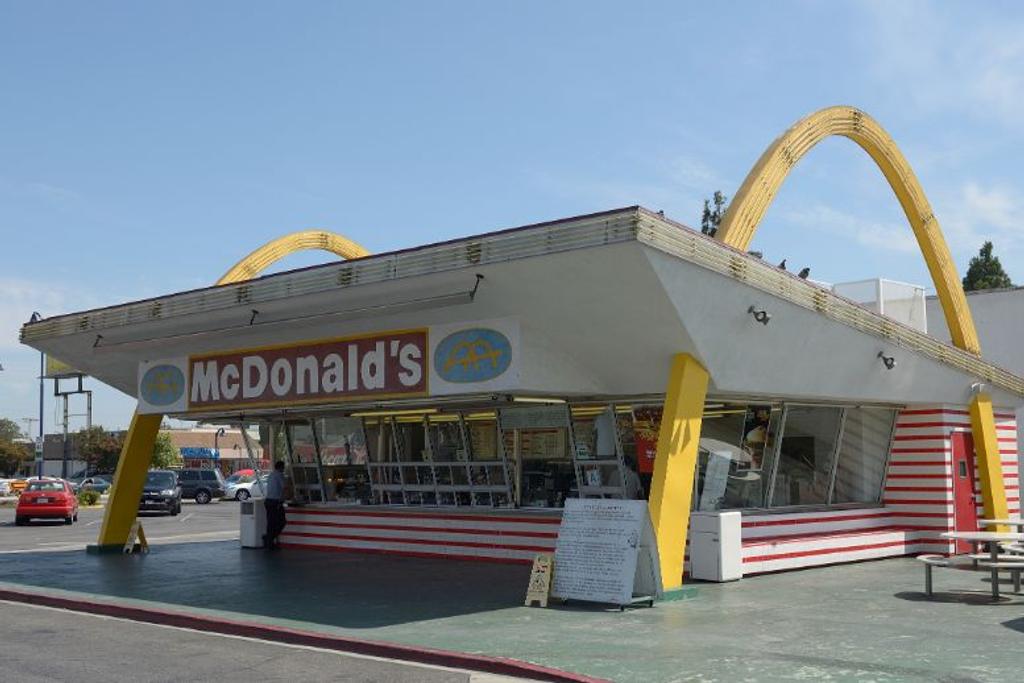oldest McDonald's Downey California 