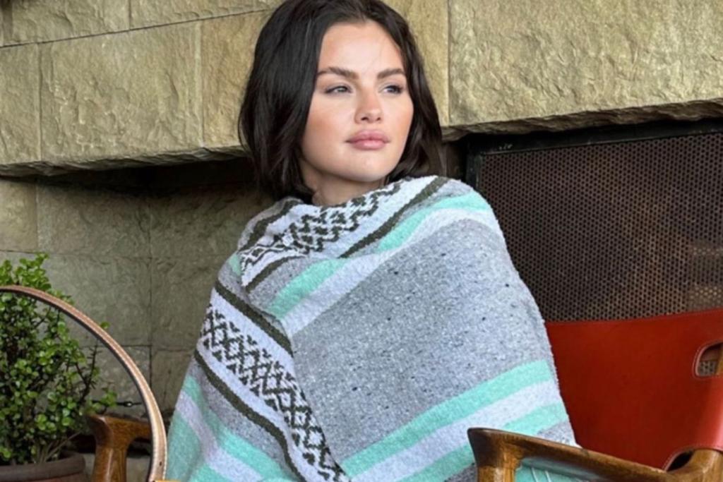 Selena Gomez Blanket Meme