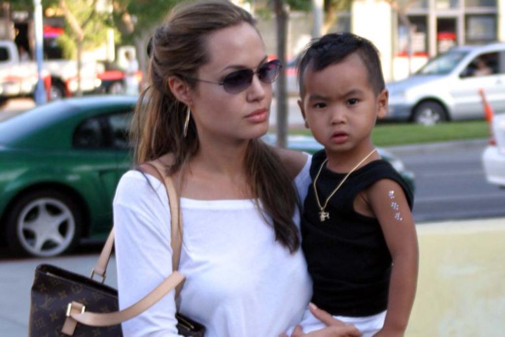 Angelina Jolie Maddox Cambodia