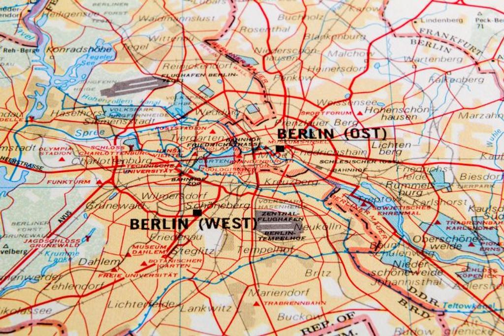 Berlin Wall history Map