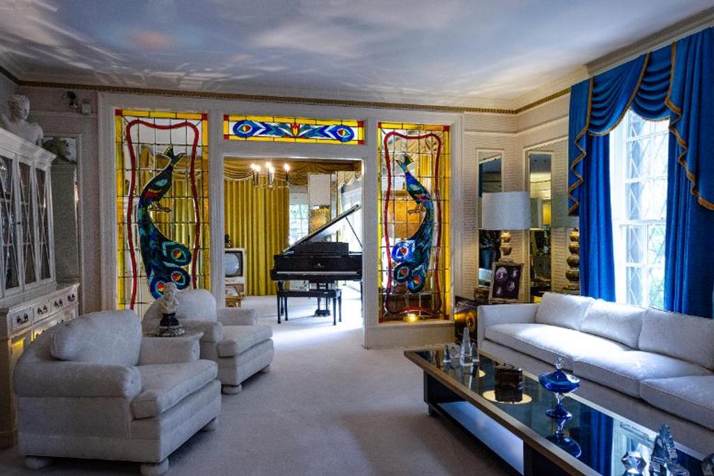 Graceland Elvis Living Room